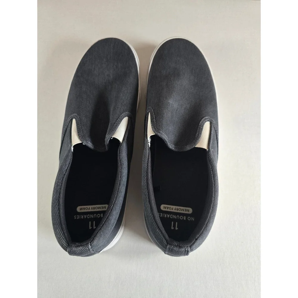 No Boundaries casual comfort
